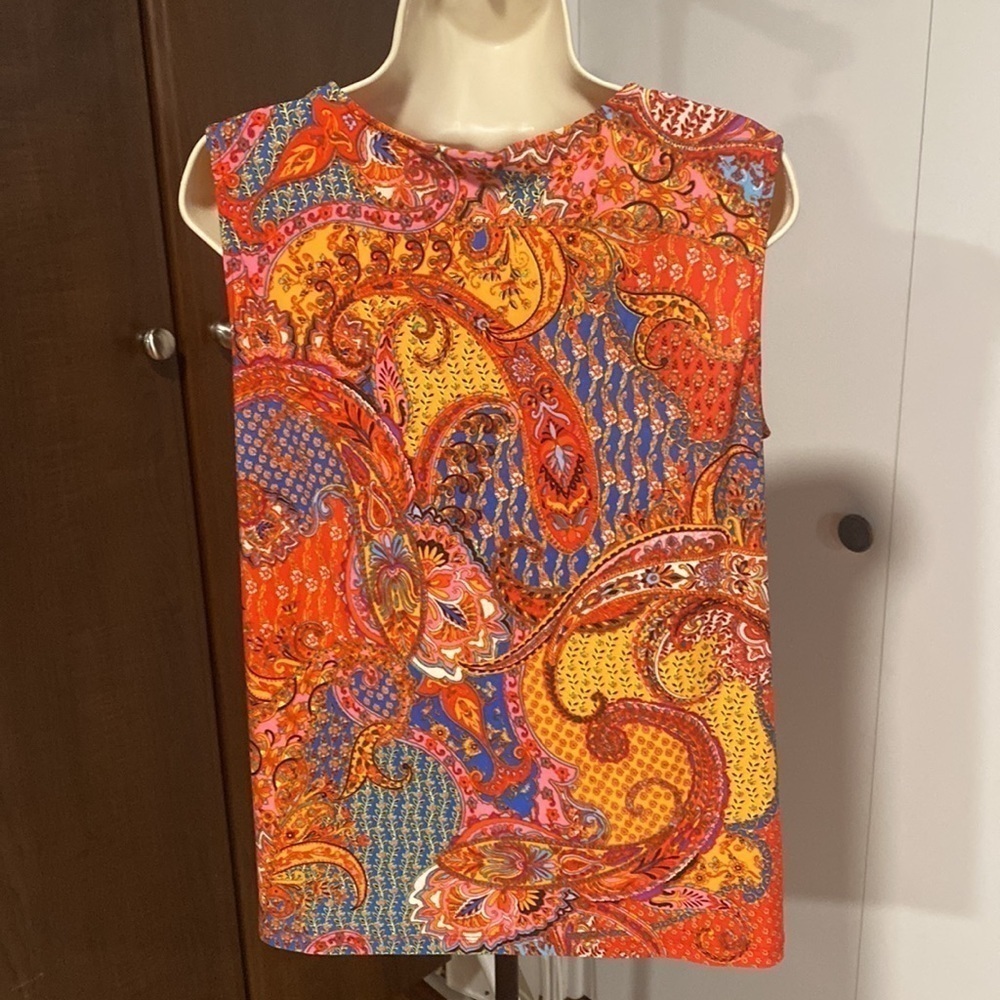 Attitudes by Renee Como Jersey Twist Neck Top - Picture 4 of 7